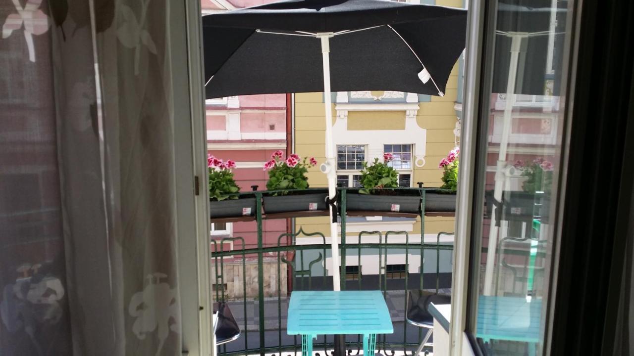Holiday Apartments Karlovy Vary Esterno foto