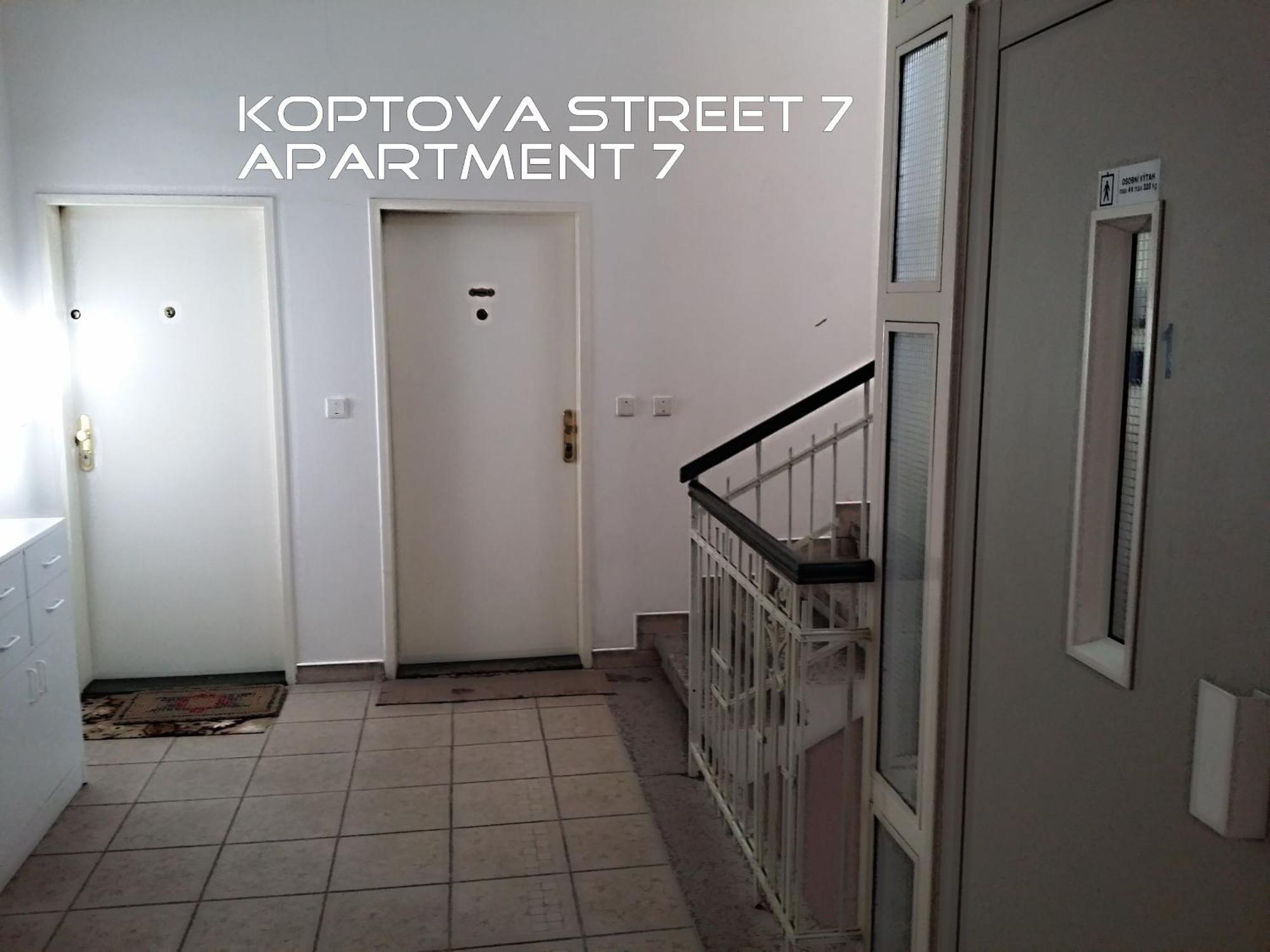 Holiday Apartments Karlovy Vary Esterno foto