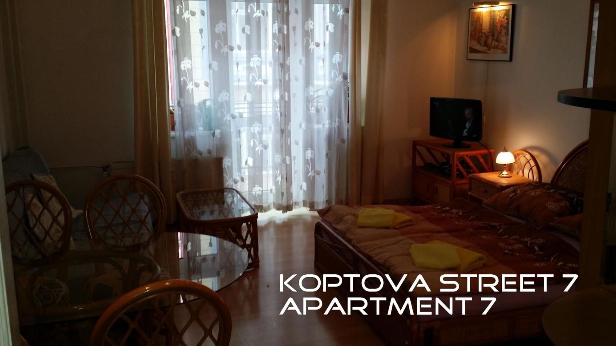 Holiday Apartments Karlovy Vary Esterno foto