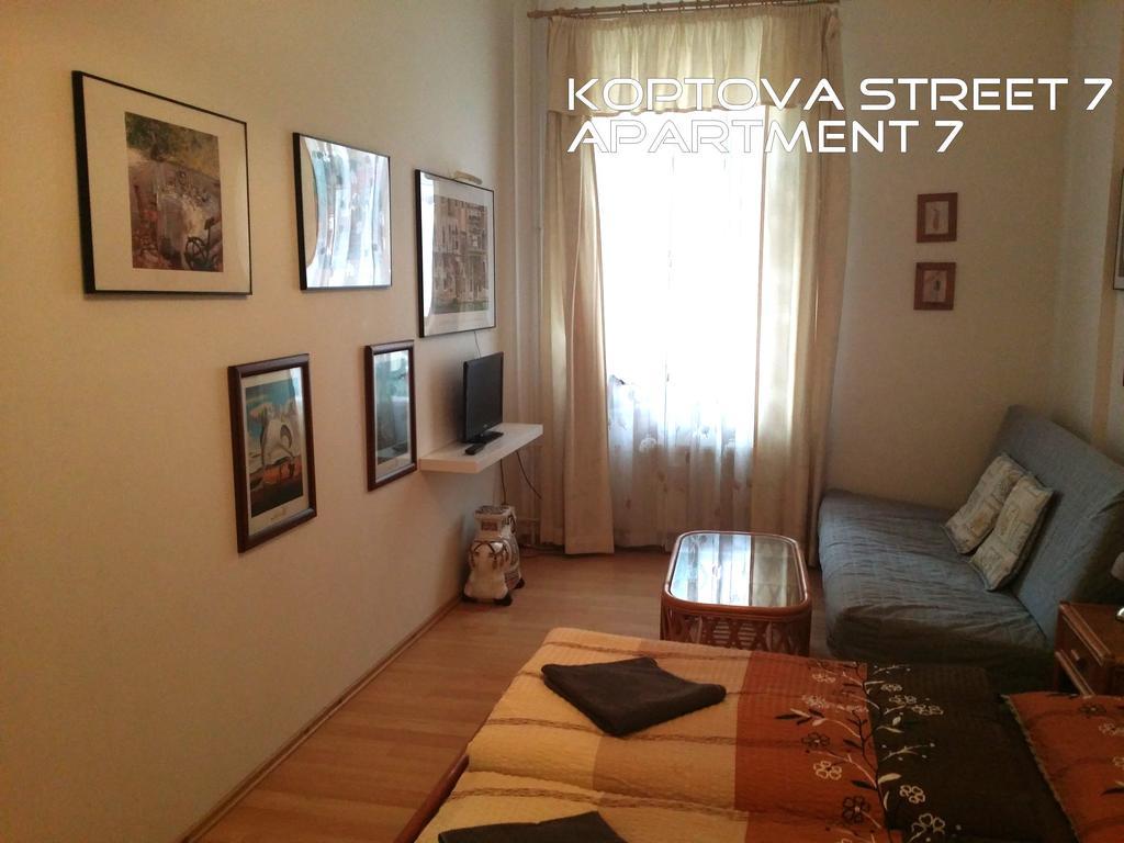 Holiday Apartments Karlovy Vary Esterno foto